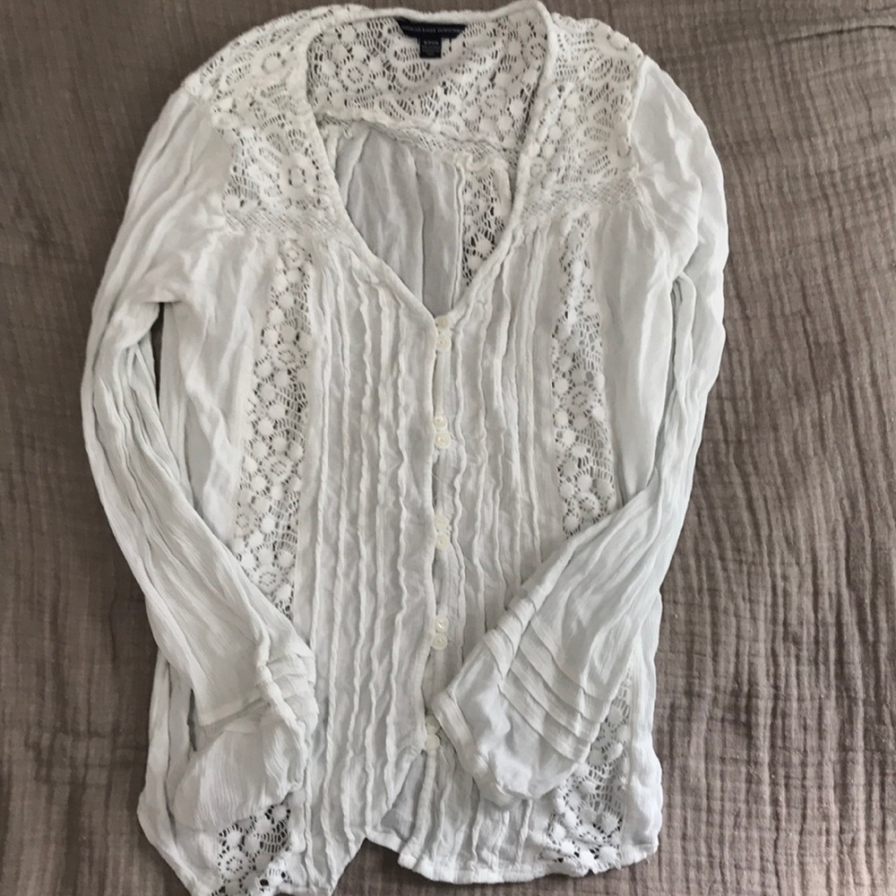 AE white blouse S